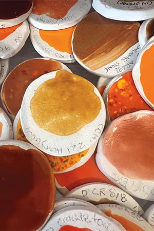Image of pieces of ceramic with glazing on them